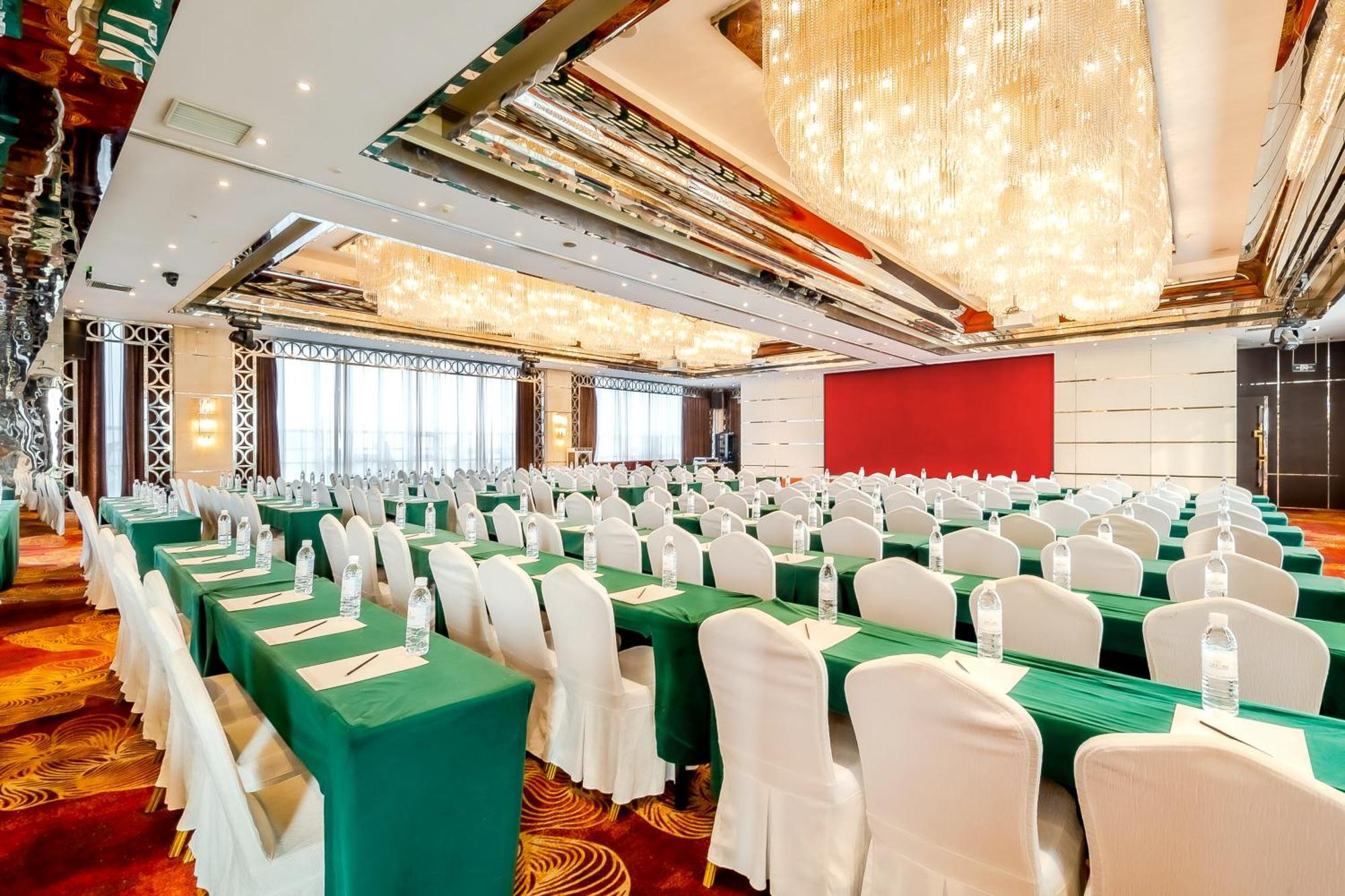 Celebrity Upper Class Hotel Chengdu Zewnętrze zdjęcie