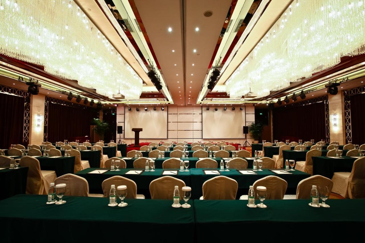 Celebrity Upper Class Hotel Chengdu Zewnętrze zdjęcie