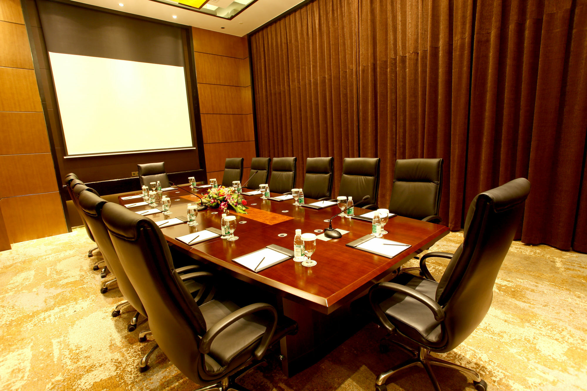 Celebrity Upper Class Hotel Chengdu Zewnętrze zdjęcie